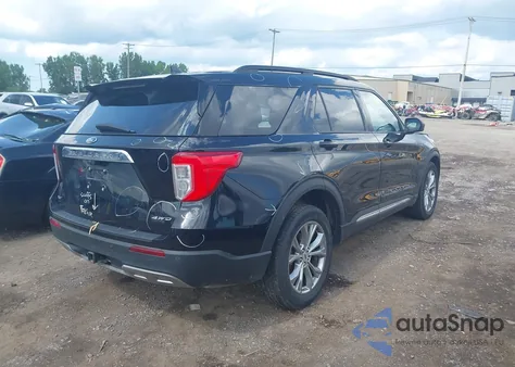 2023 Ford Explorer Xlt z USA, uszkodzony, nr VIN 1FMSK8DH4PGB33634
